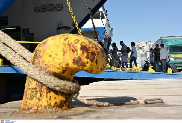 Βουλή: Επίσημη ρύθμιση για την αποζημίωση των ακτοπλοϊκών εταιρειών λόγω υποχρεωτικών εκπτώσεων