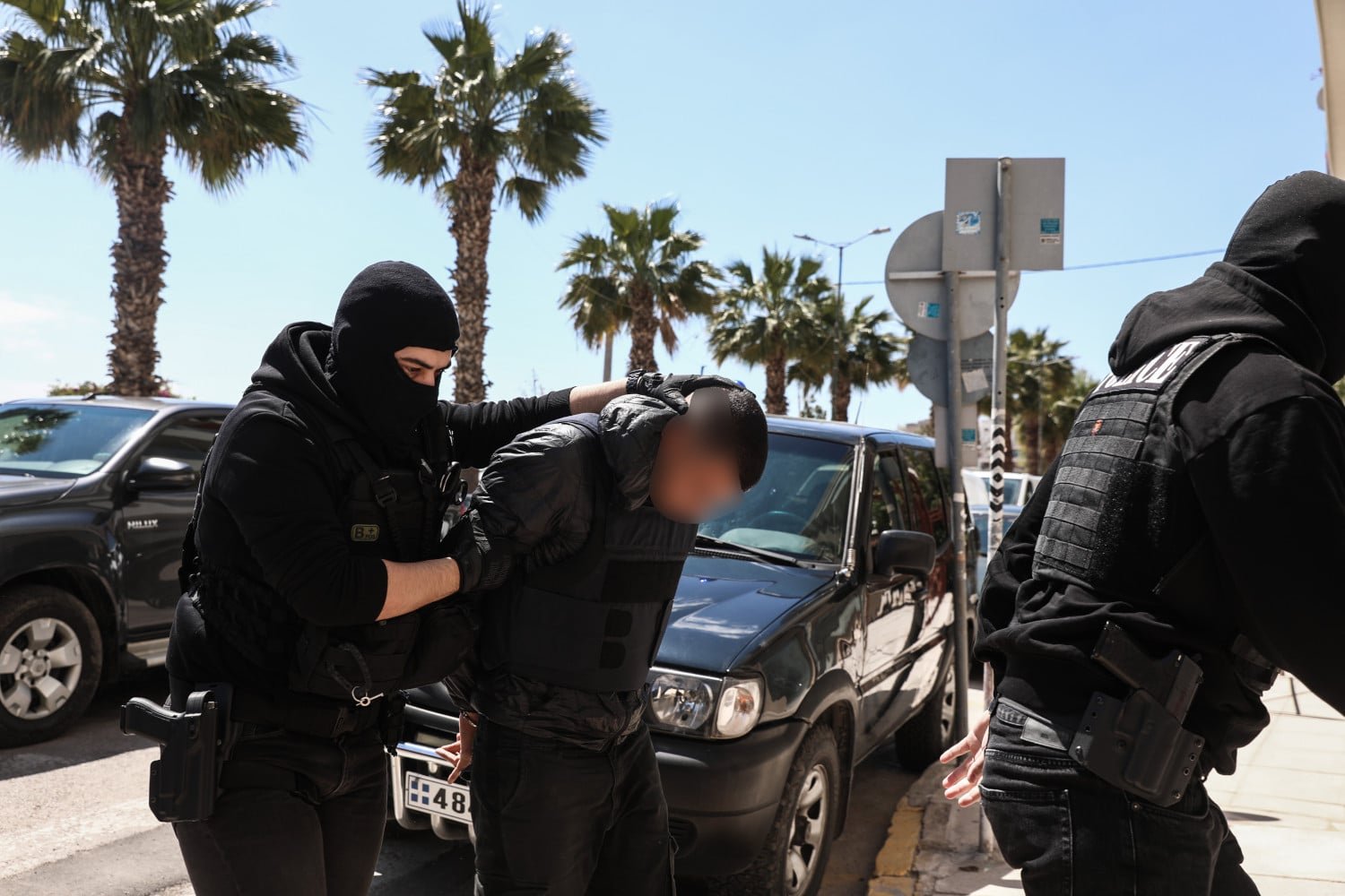 Άγιος Δημήτριος: «Ήταν μια κακιά στιγμή», ισχυρίζεται ο 20χρονος δολοφόνος – Φέρεται να καυχιόταν για την υπηρεσία του στις ΟΥΚ ενώ βρισκόταν στα πρατήρια του Πολεμικού Ναυτικού (Βίντεο)