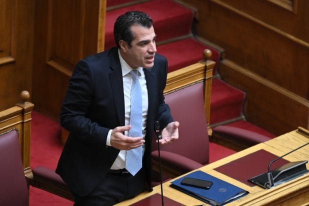 Θάνος Πλεύρης στον Realfm 97,8: Ανάλυση για το μεταναστευτικό, την Τουρκία και την αντιπαράθεση με τη Λατινοπούλου