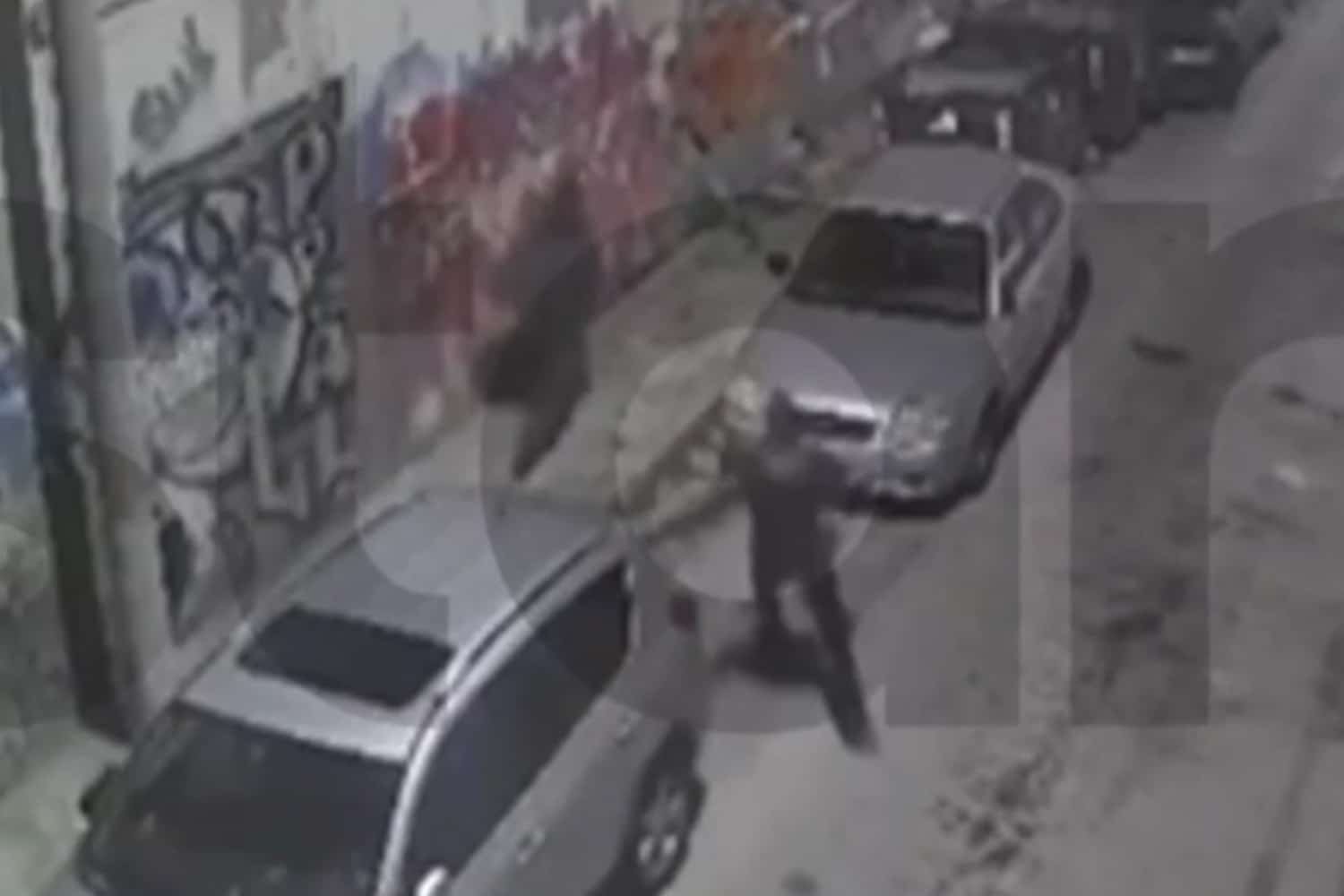 Αγ. Παντελεήμονας: Σοκαριστικό Βίντεο-Ντοκουμέντο Από Τον 29χρονο Που Κατέστρεψε 30 Αυτοκίνητα – Η Σύλληψή Του Από Τις Αρχές