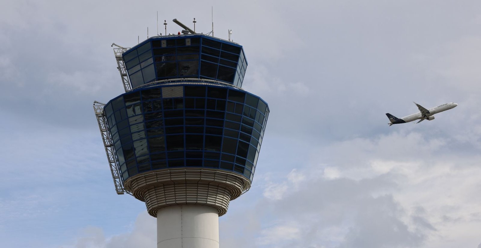 ΑΣΕΠ: Προκήρυξη για 43 μόνιμες θέσεις στην ΥΠΑ – Ξεκινά αύριο η υποβολή δικαιολογητικών για ΠΕ Ηλεκτρονικών Μηχανικών Ασφάλειας Εναέριας Κυκλοφορίας