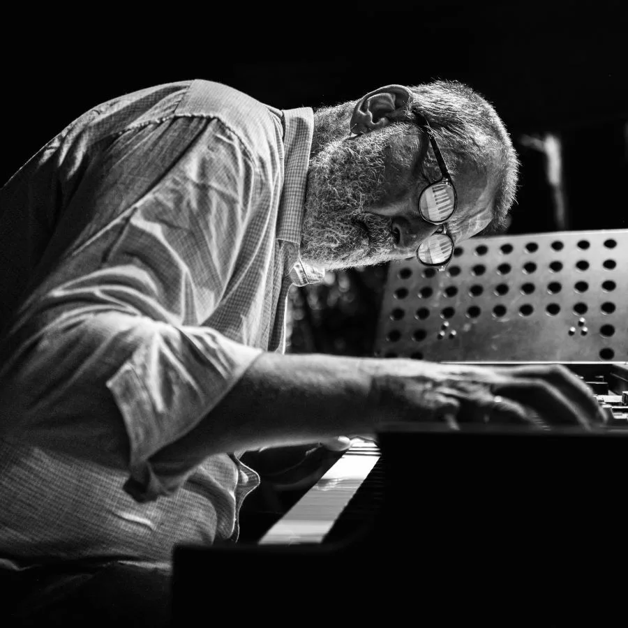 Επιπλέον Συναυλία: George Kontrafouris Quartet γιορτάζει την “International Jazz Day” στο Ίδρυμα Β&Ε Γουλανδρή λόγω μεγάλης ζήτησης!