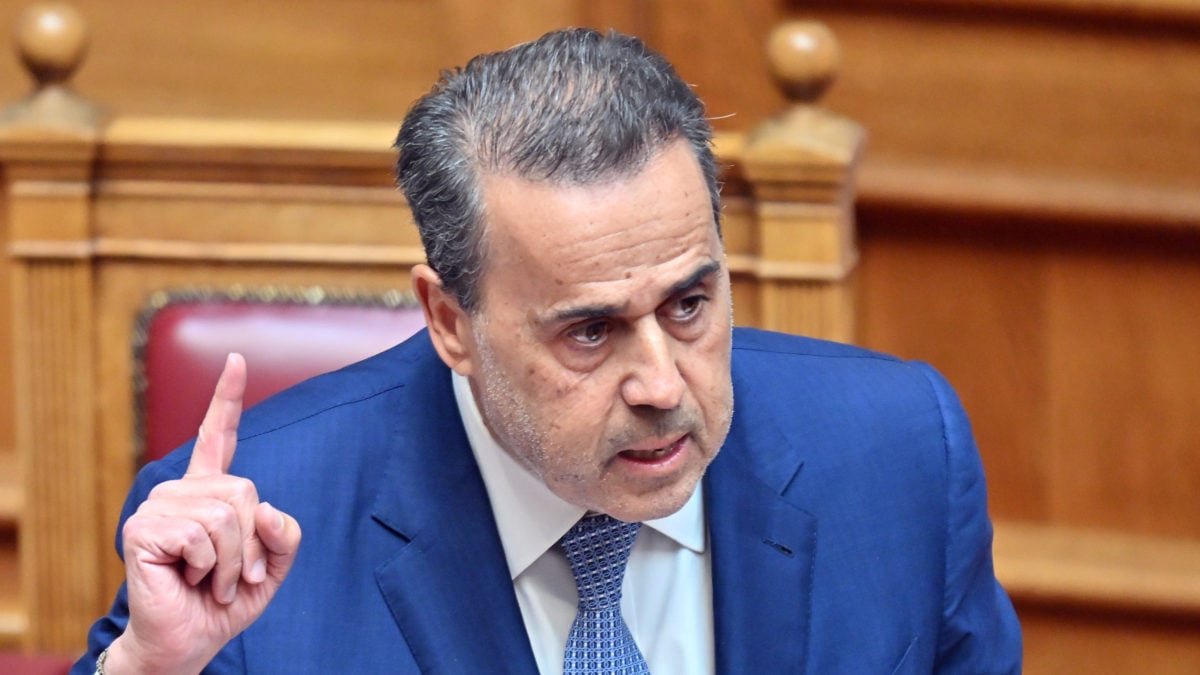 Βουλή: Ψηφίστηκε το νομοσχέδιο για τις ΑΠΕ – Στοχεύουμε στο 1 GW έως το 2027, δηλώνει ο Σταύρος Παπασταύρου