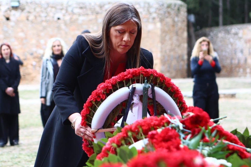 Ζωή Κωνσταντοπούλου στο Σκοπευτήριο Καισαριανής: Τιμή στους 200 ήρωες, αταλάντευτη διεκδίκηση των γερμανικών οφειλών