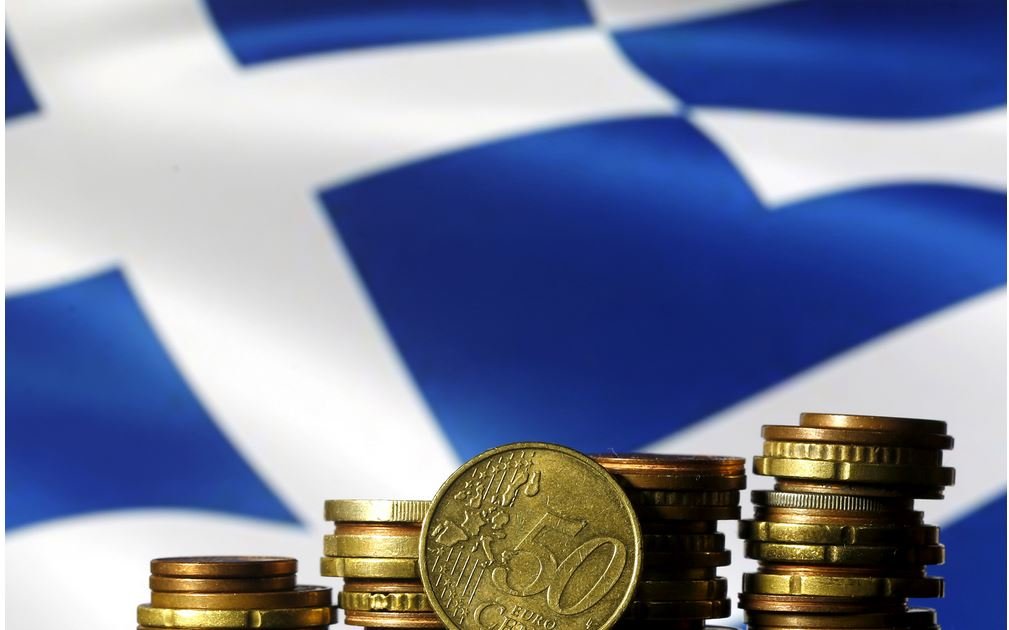 Οικονομικό Κλίμα τον Απρίλιο: Μικρή Πτώση με Εξασθένιση στη Βιομηχανία και την Καταναλωτική Εμπιστοσύνη, Σύμφωνα με το ΙΟΒΕ