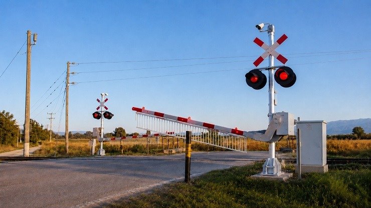 ΟΣΕ: Άνοιξε ο διαγωνισμός για 100 υπερσύγχρονα αυτόματα συστήματα ισόπεδων διαβάσεων