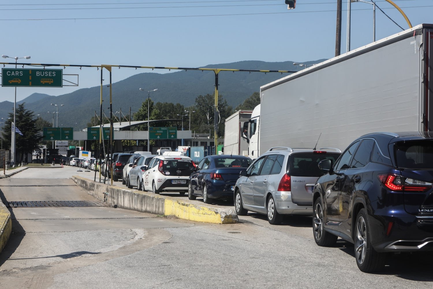 Ελληνική Αστυνομία: Όλα τα μέτρα για την απρόσκοπτη ροή των επισκεπτών με το νέο Σύστημα Εισόδου-Εξόδου