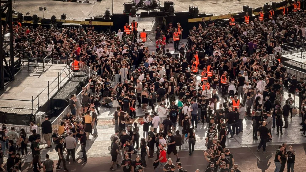 Metallica: Η Αθήνα «Ξυπνά» για τη Μεγάλη Συναυλία στο ΟΑΚΑ – Ουρές Χιλιάδων Θαυμαστών