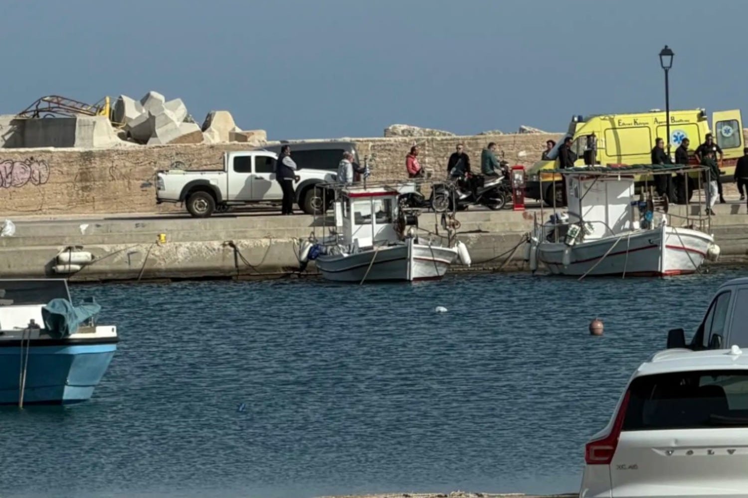 Τραγική ανακάλυψη στη Μεσσηνία: Νεκρή ηλικιωμένη εντοπίστηκε να επιπλέει στο λιμάνι της Μαραθόπολης