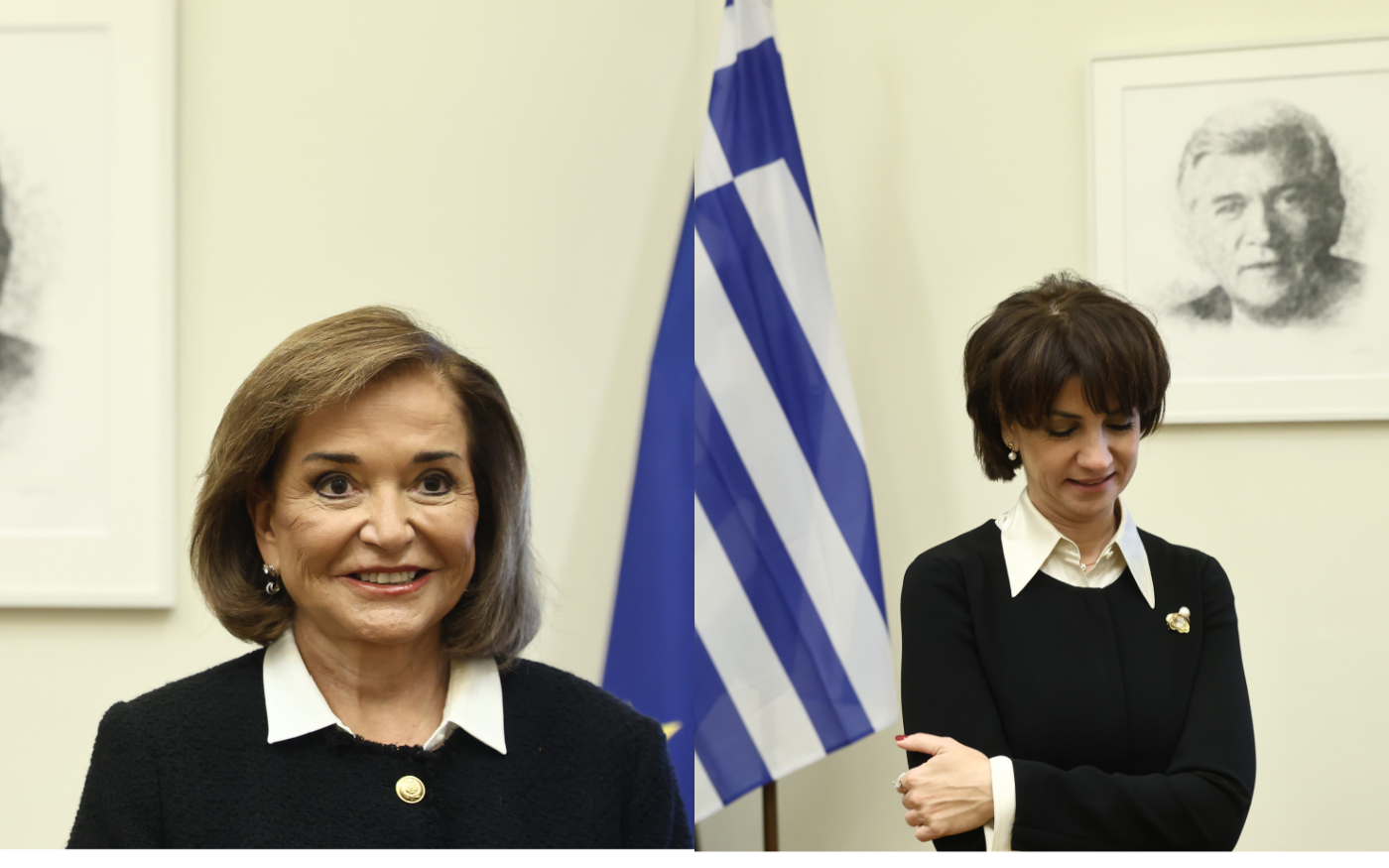 Ντόρα και Αλεξία Μπακογιάννη: Καταδίκη Χίου για δυσφήμιση και προσβολή μνήμης νεκρού – «Έχουν δικαιώματα ακόμη και οι νεκροί»