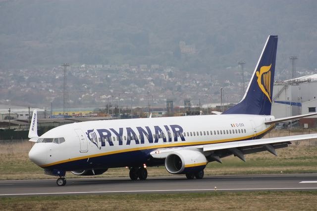 Ryanair κατά Fraport: Κατηγορίες για ζημιά στον ελληνικό τουρισμό υπέρ των γερμανών μετόχων