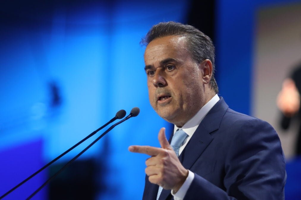 Ο Σταύρος Παπασταύρου στο 16ο Συνέδριο της ΝΔ: «Ισχυρή Νέα Δημοκρατία, Ισχυρή Ελλάδα» – Έμφαση στις Αξίες, την Ενέργεια και το Μέλλον