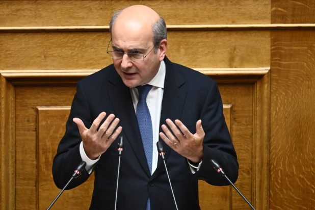 Χατζηδάκης: Σούπερ μάρκετ, καύσιμα και ρεύμα στην κορυφή της ατζέντας για την αντιμετώπιση της ακρίβειας