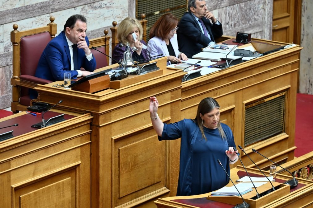 Ένταση στην Ολομέλεια της Βουλής: Καταγγελίες Κωνσταντοπούλου κατά Γεωργαντά για Παράβαση Καθήκοντος και Κατάχρηση Εξουσίας, με την απάντηση του Προέδρου