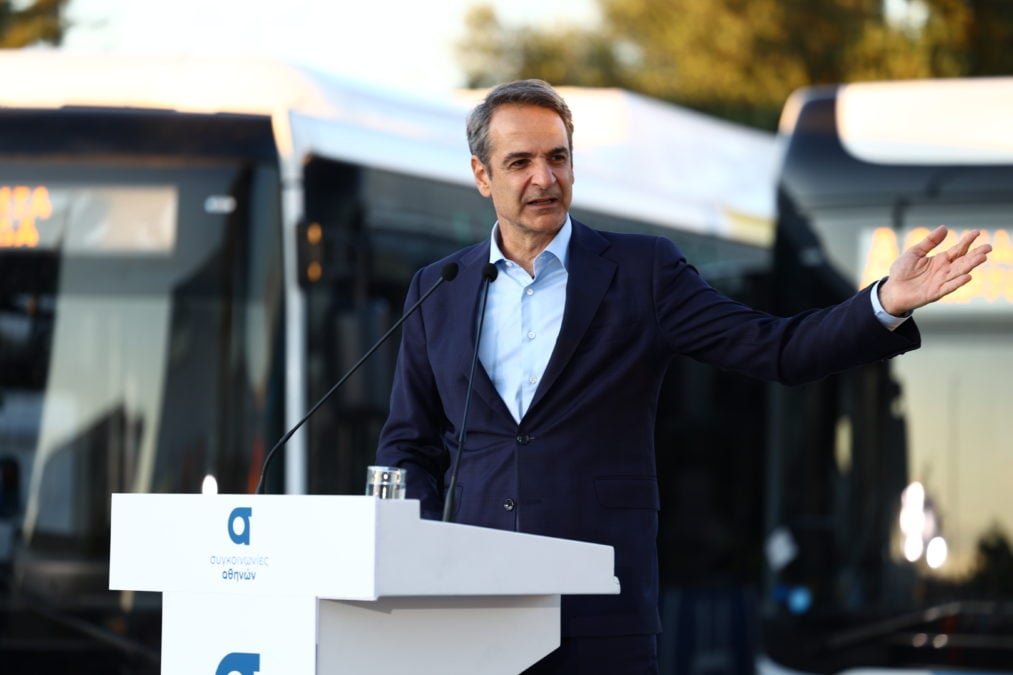 Κυριάκος Μητσοτάκης: «Πυξίδα μας η αναβάθμιση αστικών συγκοινωνιών – Νέα λεωφορεία, συρμοί και συλλογικές συμβάσεις»