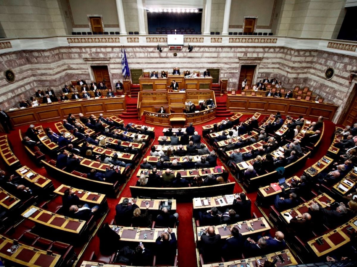 Ο νέος «χάρτης» και οι μεταγραφές – Οι συζητήσεις που γίνονται σε ΝΔ., ΠΑΣΟΚ, ΣΥΡΙΖΑ, Νέα Αριστερά και στον