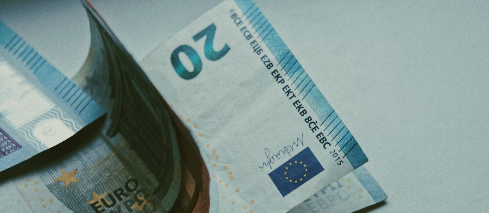 Συντάξεις Ιουνίου 2026: Πότε θα δούμε τα χρήματα στους λογαριασμούς μας – Ποια ταμεία πληρώνουν σήμερα