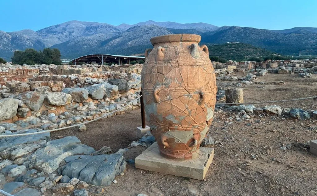 Λίνα Μενδώνη: «Η εγγραφή των Μινωικών Ανακτόρων στην UNESCO αποτελεί μια τεράστια εθνική επιτυχία»