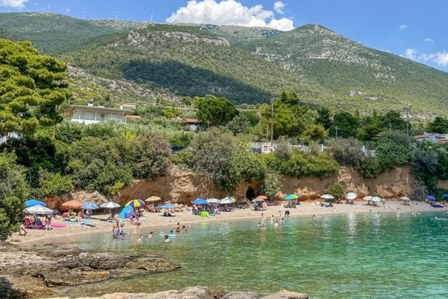 Συναγερμός στο Πόρτο Γερμενό: Ιδιώτης εντόπισε όπλο στην παραλία – Δείτε τι θα συμβεί στη συνέχεια