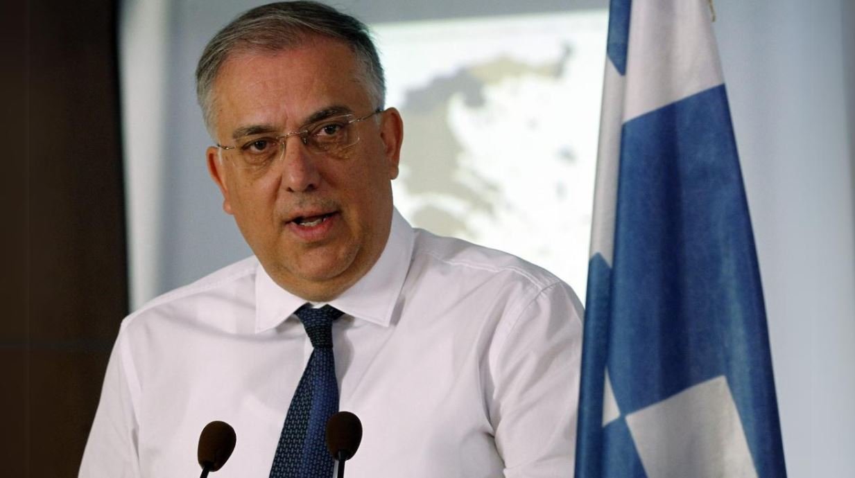 Θεοδωρικάκος: Συνάντηση με Σούπερ Μάρκετ & Βιομηχανίες Τροφίμων – Στο Τραπέζι οι Μειώσεις Τιμών, Αλλιώς Παράταση του Πλαφόν