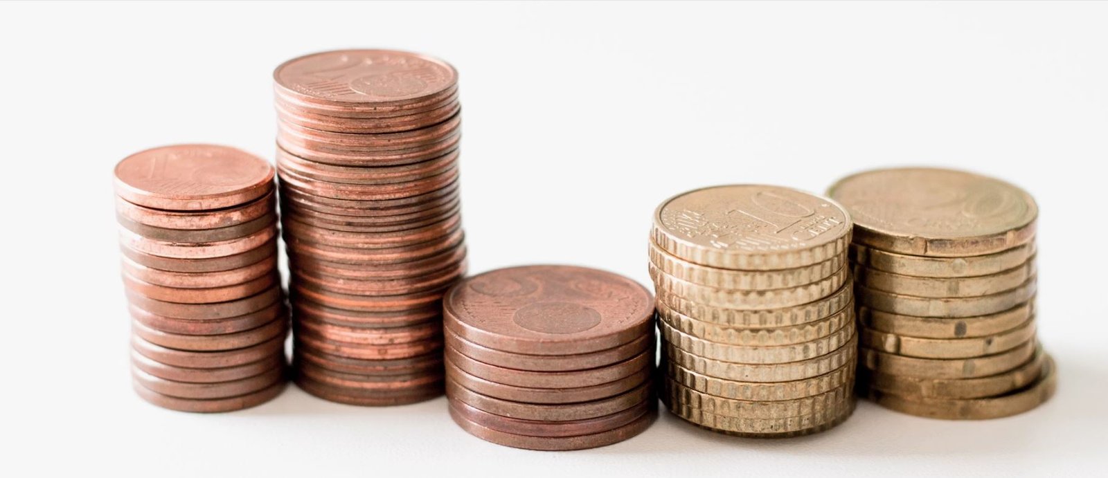 Εθνική Τράπεζα (ΕΤΕ): Πρόβλεψη για 1,7% αύξηση ΑΕΠ το 2026 και ανάλυση για το β’ τρίμηνο