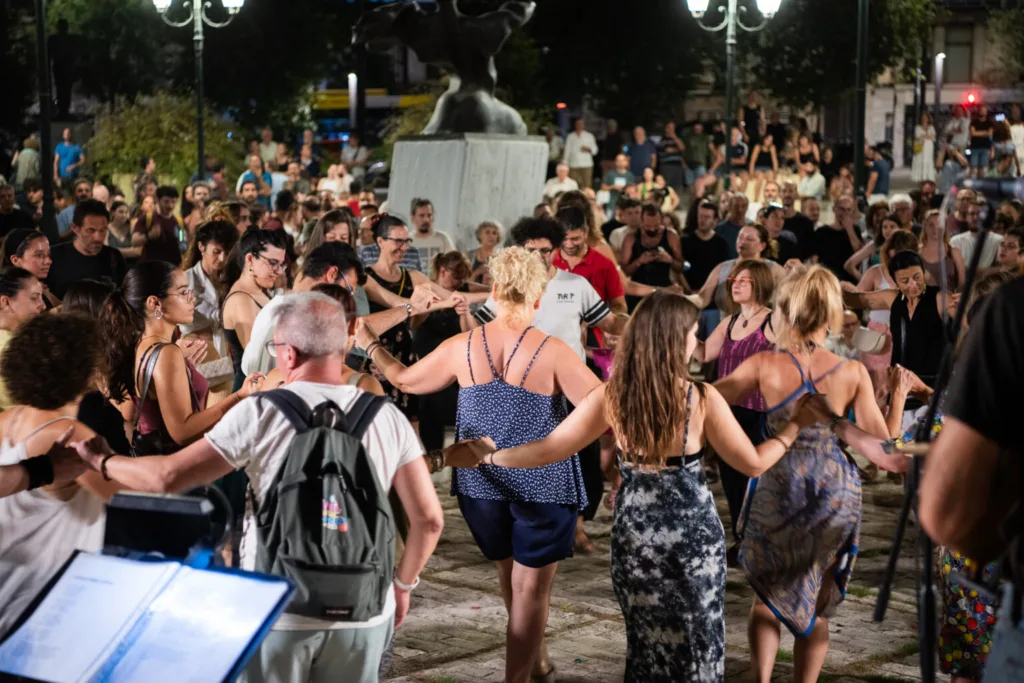 Το Απόλυτο Καλοκαιρινό Φεστιβάλ της Αθήνας: 31 Ημέρες, 50 Σημειά, 63 Δωρεάν Εκδηλώσεις για Όλους