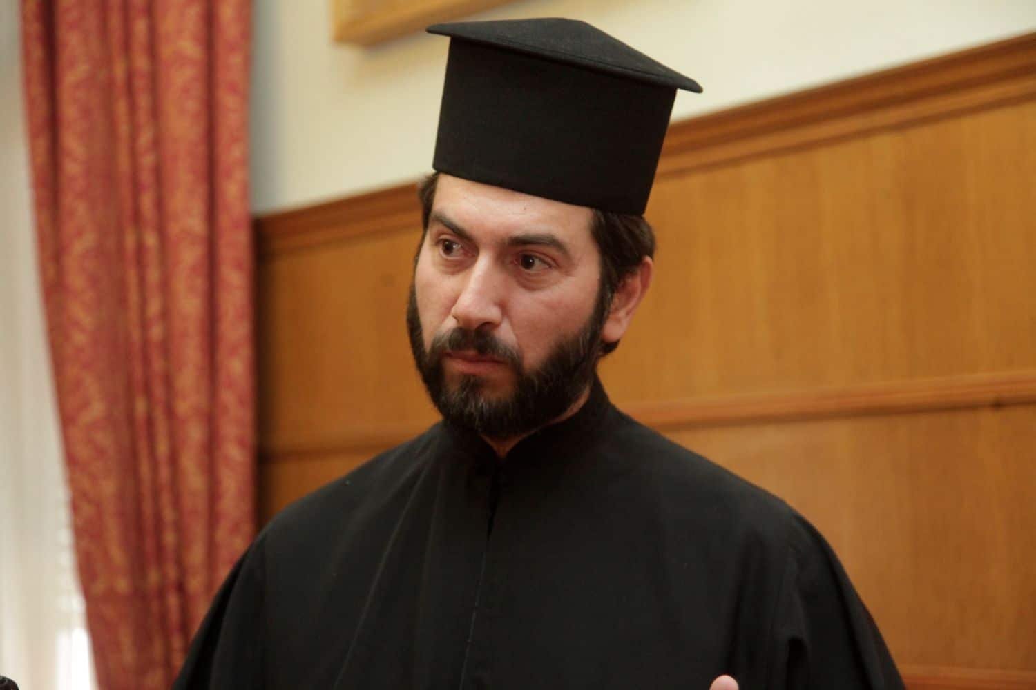 Στο εδώλιο του δικαστηρίου ο πατέρας Αντώνιος και η πρεσβυτέρα για τα οικονομικά της «Κιβωτού του Κόσμου»