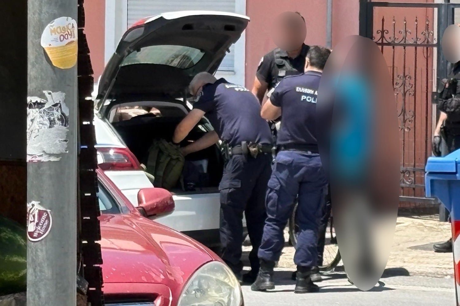 Σοβαρό Περιστατικό Στη Λάρισα: Άνδρας Εμφανίστηκε Γυμνός στο Κέντρο και Παρενοχλούσε Περαστικούς – Ρεπορτάζ Lawandorder.gr