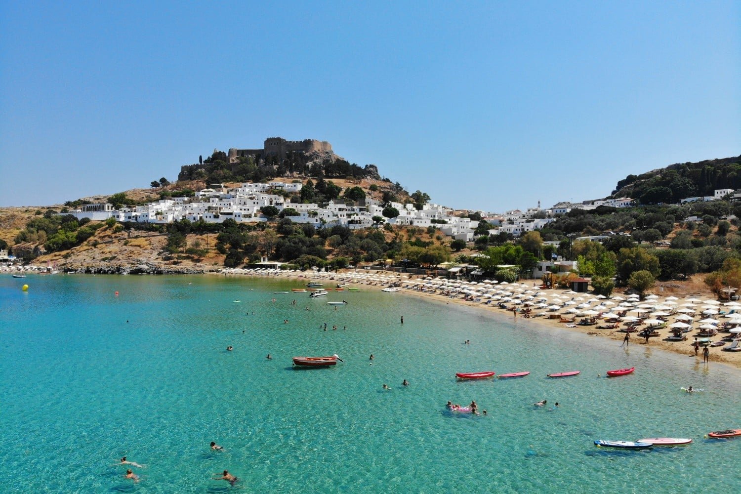Ρόδος: Ραδιοφωνικός παραγωγός καταδικάστηκε για συκοφαντική δυσφήμηση του Περιφερειάρχη Νοτίου Αιγαίου