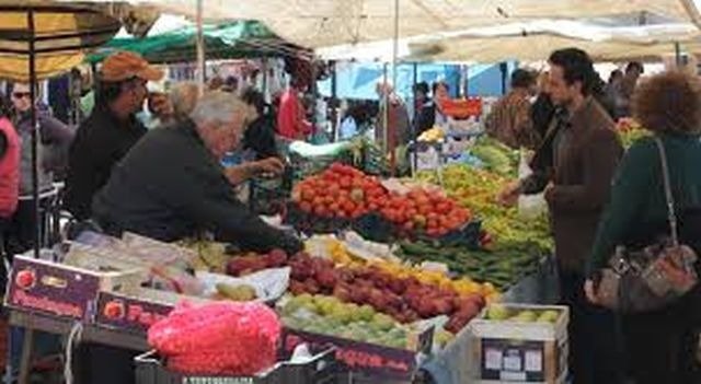 Οδηγίες για τη Μείωση 30% στο Τεκμαρτό Εισόδημα των Πωλητών Λαϊκών Αγορών: Τι Πρέπει να Γνωρίζετε