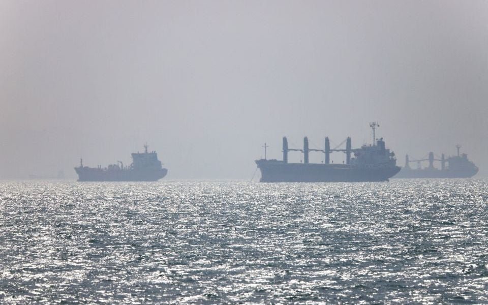 Πετρέλαιο: Σημάδια Αποκλιμάκωσης στις Διεθνείς Αγορές, αλλά με Επιφυλάξεις