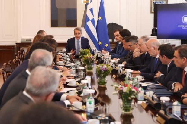Υπουργικό Συμβούλιο: Ανασκόπηση Εξαμήνου, Πορεία Ταμείου Ανάκαμψης, Αγροτικές Ενισχύσεις και Νέες Νομοθετικές Πρωτοβουλίες