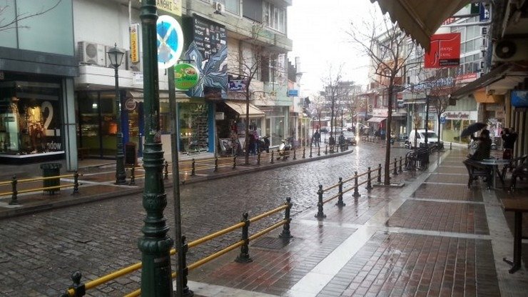 Θερινές Εκπτώσεις 2024: Πότε ξεκινούν και τι πρέπει να γνωρίζετε