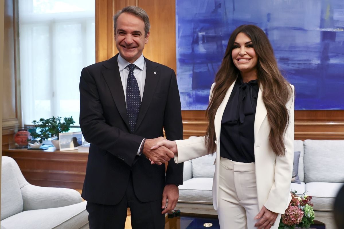 Επίσημο Δείπνο στο Μέγαρο Μαξίμου: Τιμή στην Κίμπερλι Γκιλφόιλ για τα 250 Χρόνια Αμερικανικής Ανεξαρτησίας