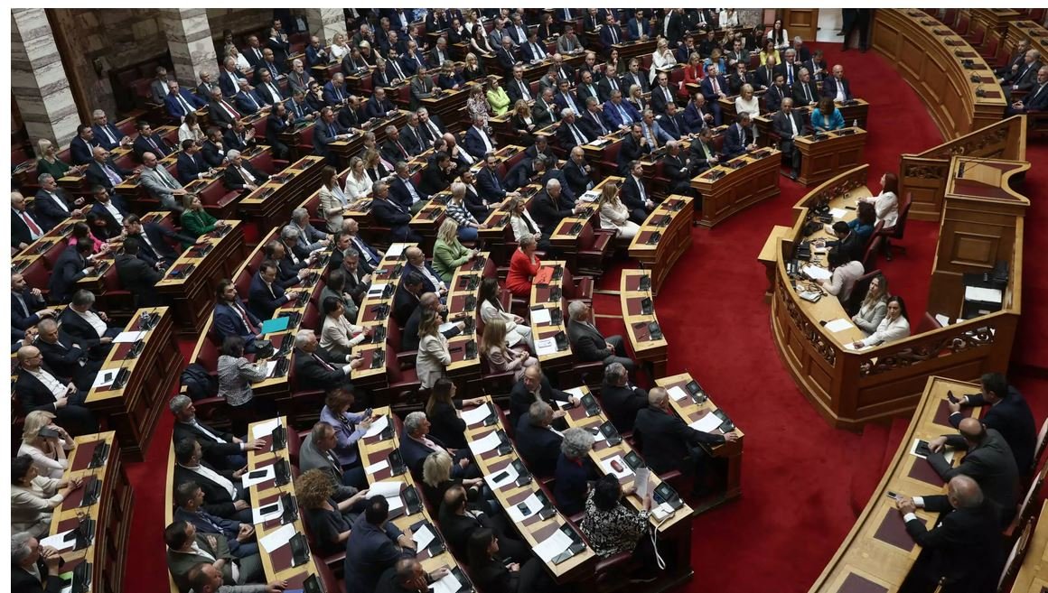 Βουλή: Σήμερα η ψήφιση του νομοσχεδίου για την ίση αμοιβή ανδρών – γυναικών και την ένταξη των υγειονομικών