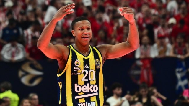 Euroleague, μεταγραφές: Επίσημη η επιστροφή του Ντέβον Χολ στην Αρμάνι Μιλάνο (Βίντεο)