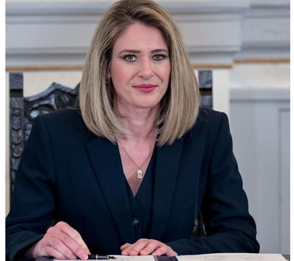 Συντάξεις Χηρείας: Η Διάταξη Έρχεται τον Σεπτέμβριο – Τι Είπε η Άννα Ευθυμίου για τις Εισφορές στους Εργαζομένους