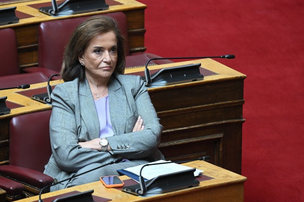 Ντόρα Μπακογιάννη: «Στόχος του Αντώνη Σαμαρά είναι να βλάψει τη Νέα Δημοκρατία – Η πολιτική ιστορία είναι αμετάβλητη»