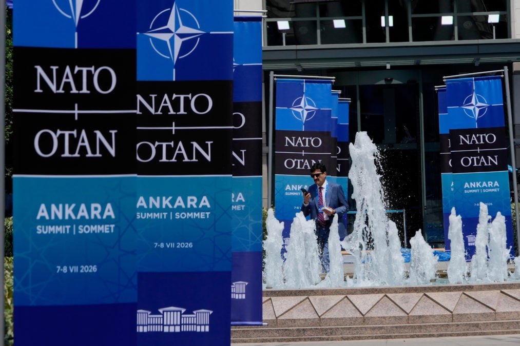 Σύνοδος Κορυφής ΝΑΤΟ στην Άγκυρα: Στο επίκεντρο οι αμυντικές δαπάνες, με την Ελλάδα να δεσπόζει