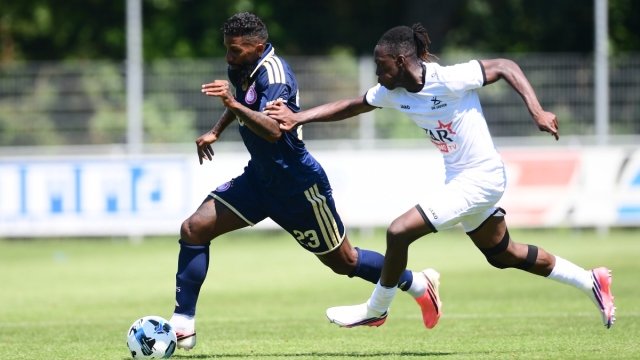Φιλική ισοπαλία 1-1 Ολυμπιακού με Λέουβεν: Ζέλσον και Αντρέ Λουίζ ξεχώρισαν στο δεύτερο μέρος