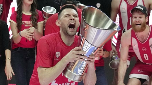 Ολυμπιακός: Η Euroleague τίμησε τον αρχηγό Κώστα Παπανικολάου με ένα συγκινητικό βίντεο