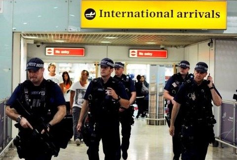 Η Αντιτρομοκρατική Υπηρεσία Ερευνά τη Δολοφονία της Πρώην Υπουργού Αν Γουίτικαμ
