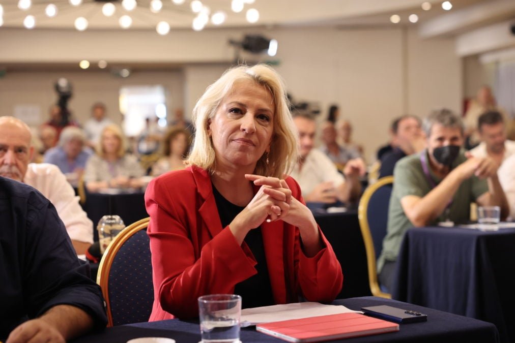 Ρένα Δούρου: Έκκληση για ανασυγκρότηση του ΣΥΡΙΖΑ – «Δεν έχουμε την πολυτέλεια νέων εγωισμών»