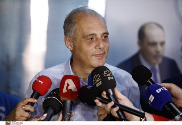 Ο Κυριάκος Βελόπουλος στη Λαϊκή Αγορά της Λούτσας: Προτάσεις για την Οικονομία και την Ενίσχυση των Ελλήνων Παραγωγών