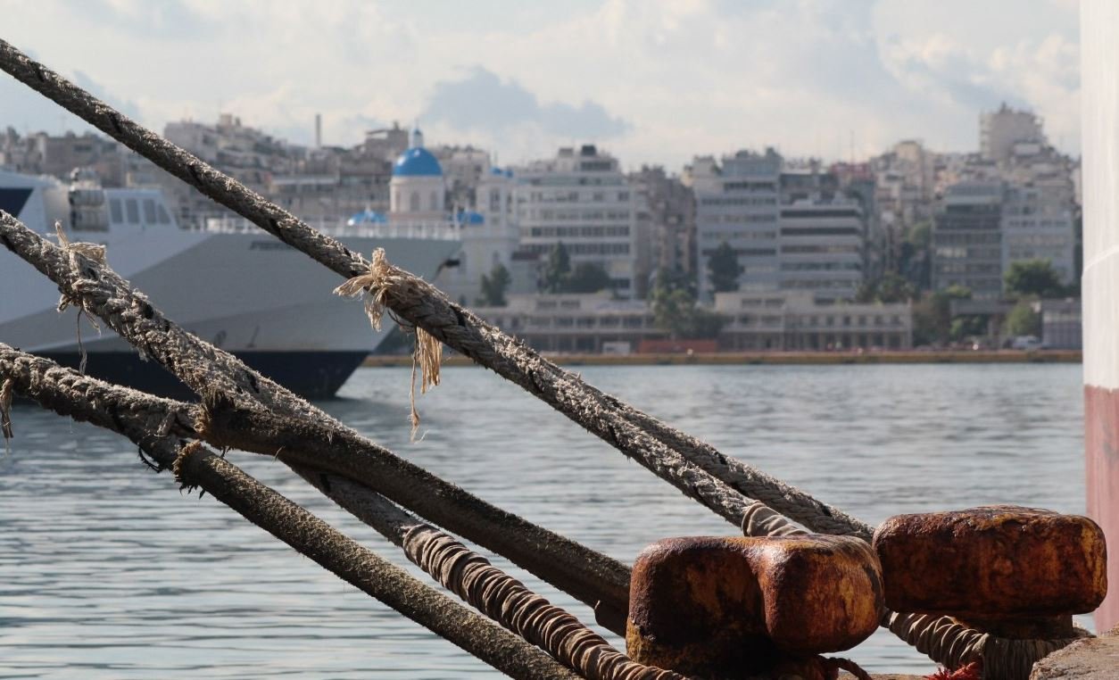 Αιφνιδιαστικοί Έλεγχοι από την Επιτροπή Ανταγωνισμού στον Κρίσιμο Κλάδο της Ακτοπλοΐας