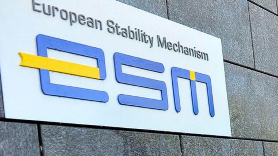 Ελλάδα: Το ESM Επιβεβαιώνει την Ανθεκτικότητα του Δημόσιου Χρέους σε Δύσκολες Συνθήκες – Πρόβλεψη Μείωσης για την Επόμενη Δεκαετία