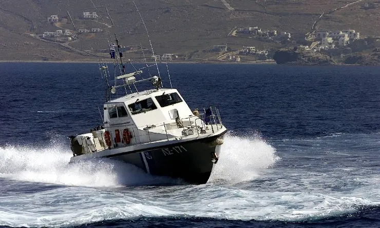 Επιχείρηση Απεγκλωβισμού από το Λιμενικό: 29 άτομα σώθηκαν διά θαλάσσης λόγω πυρκαγιάς στο Ρέθυμνο