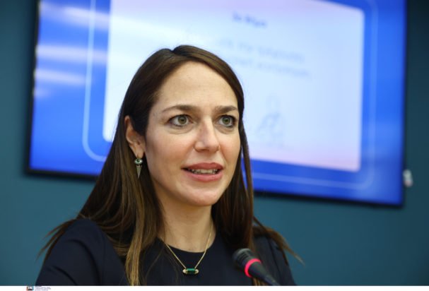 Δόμνα Μιχαηλίδου: H απάντησή της για την Ελληνική Οικογένεια – ΒΙΝΤΕΟ