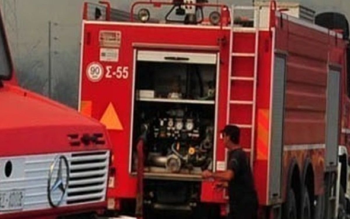 Εξελίξεις Πυρκαγιών: Αναζωπύρωση στην Πάρο, Βελτίωση στην Πρέβελη και Συνεχής Μάχη στην Κάλυμνο