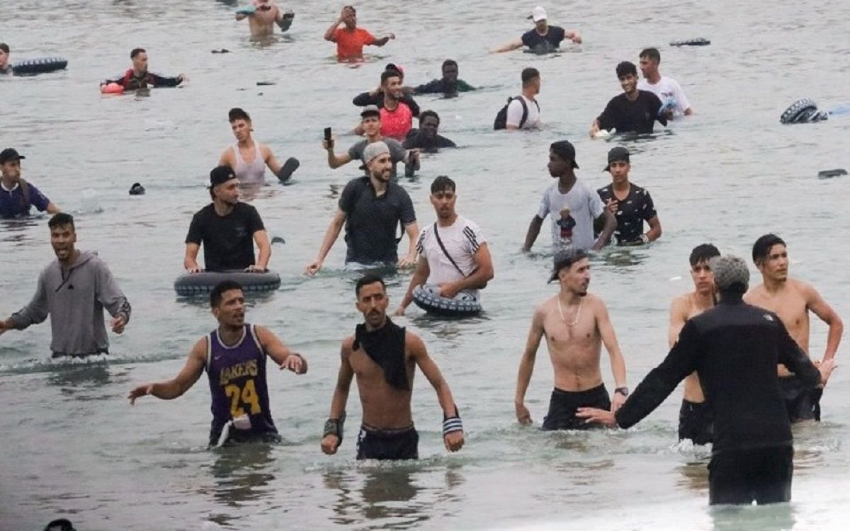 Η Ισπανία κινδυνεύει με αποκλεισμό από τη Ζώνη Σένγκεν λόγω της κρίσης στη Θέουτα;